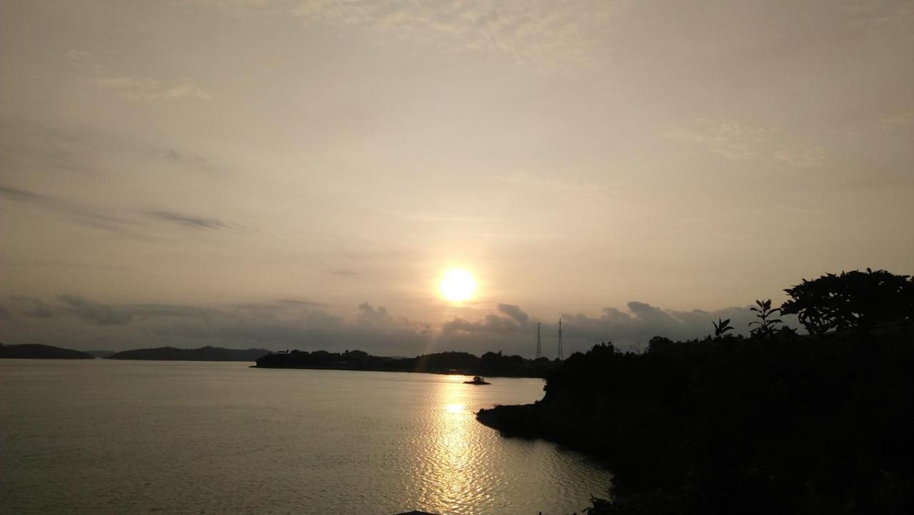 Barelang Bridge Hotel Batam Exteriör bild